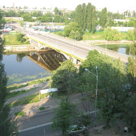 Apartment On Livoberezna Metro Station Kiev Exterior foto